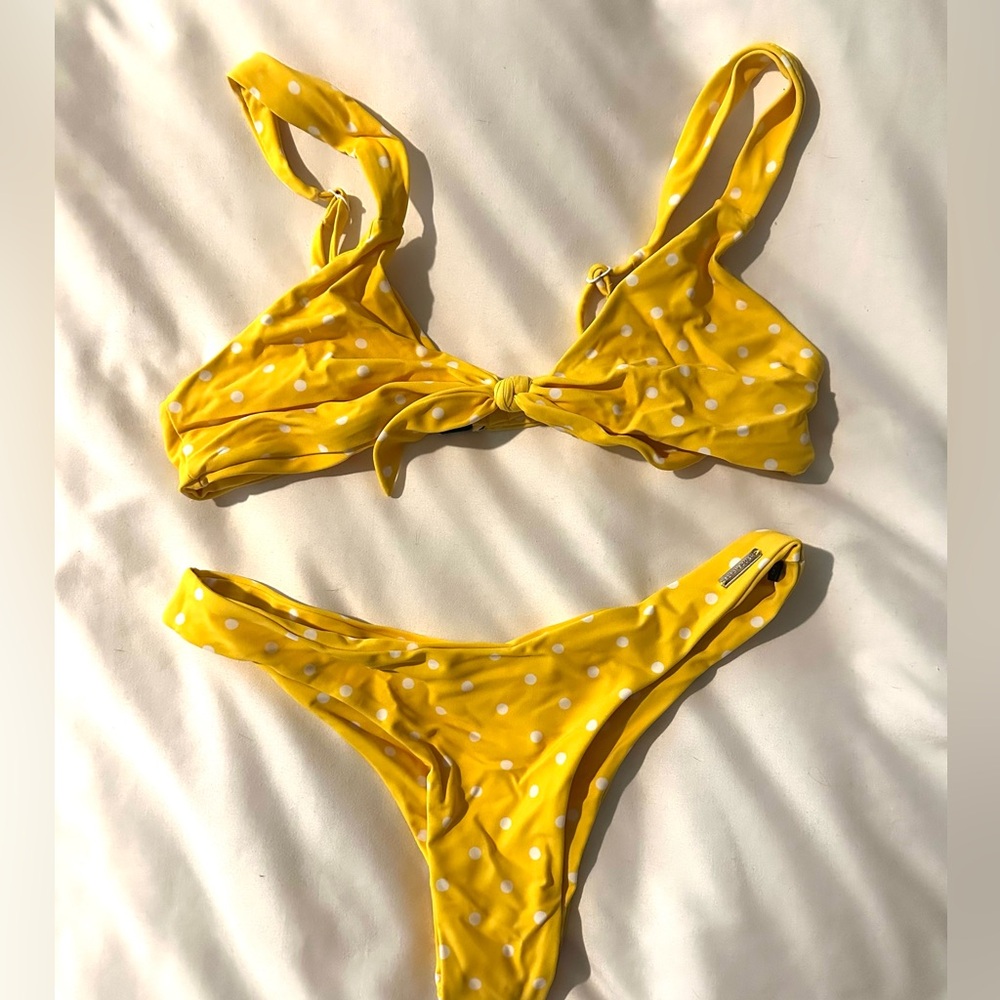 Black Bough Yellow Bikini
